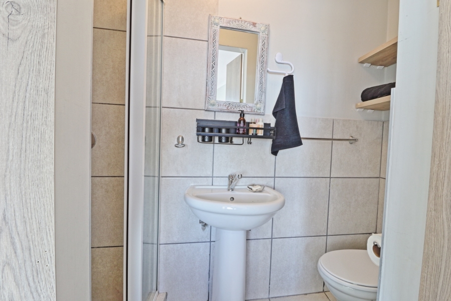 2 Bedroom Property for Sale in Island View Western Cape